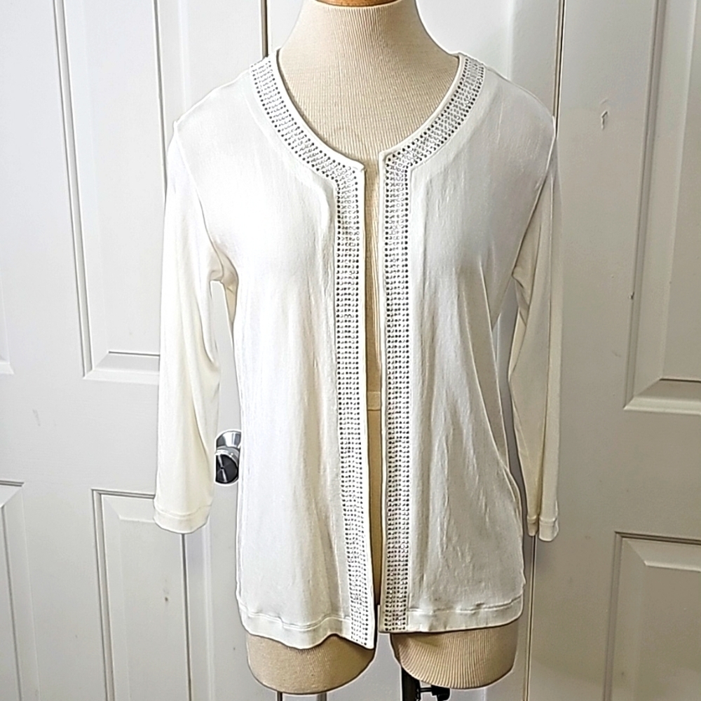 CHICO'S white light weight open cardigan sweater size 2(medium) Trimed in silver